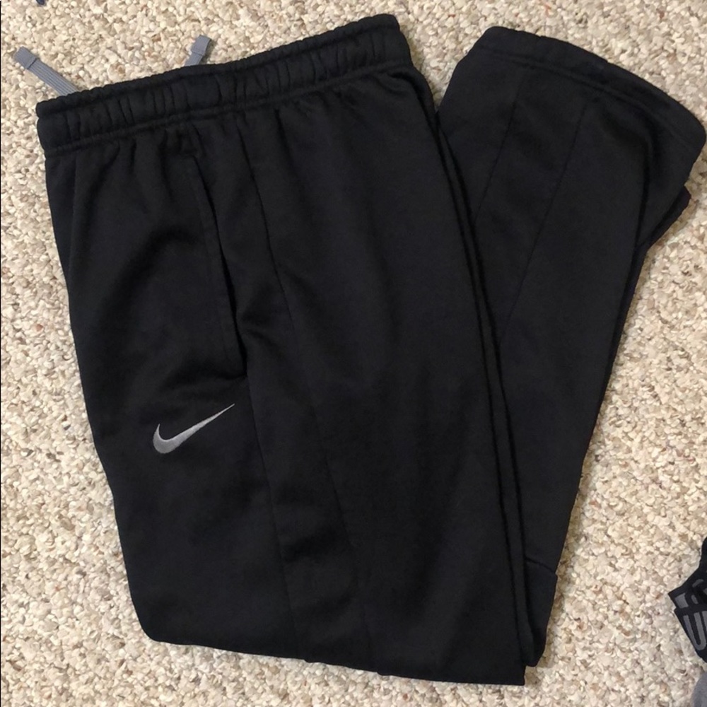 Nike Therma-Fit Sweatpants